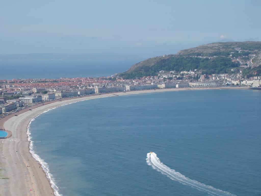 Superb Cintra Beachside Apartamento Llandudno
