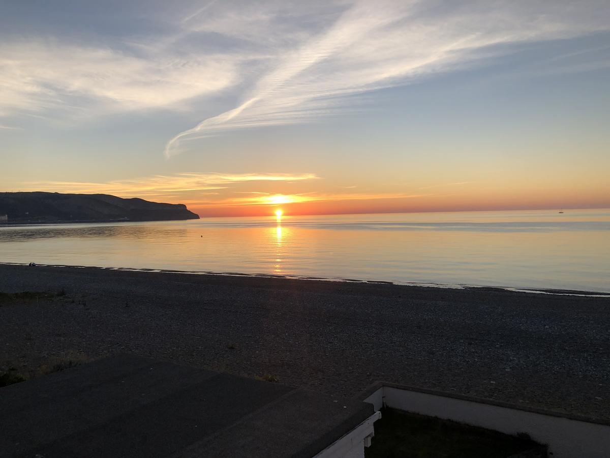 Superb Cintra Beachside Apartamento *